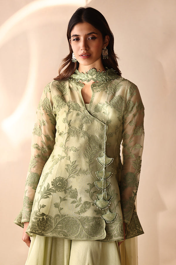 Sania Maskatiya | Cira Formals 25 | Lume