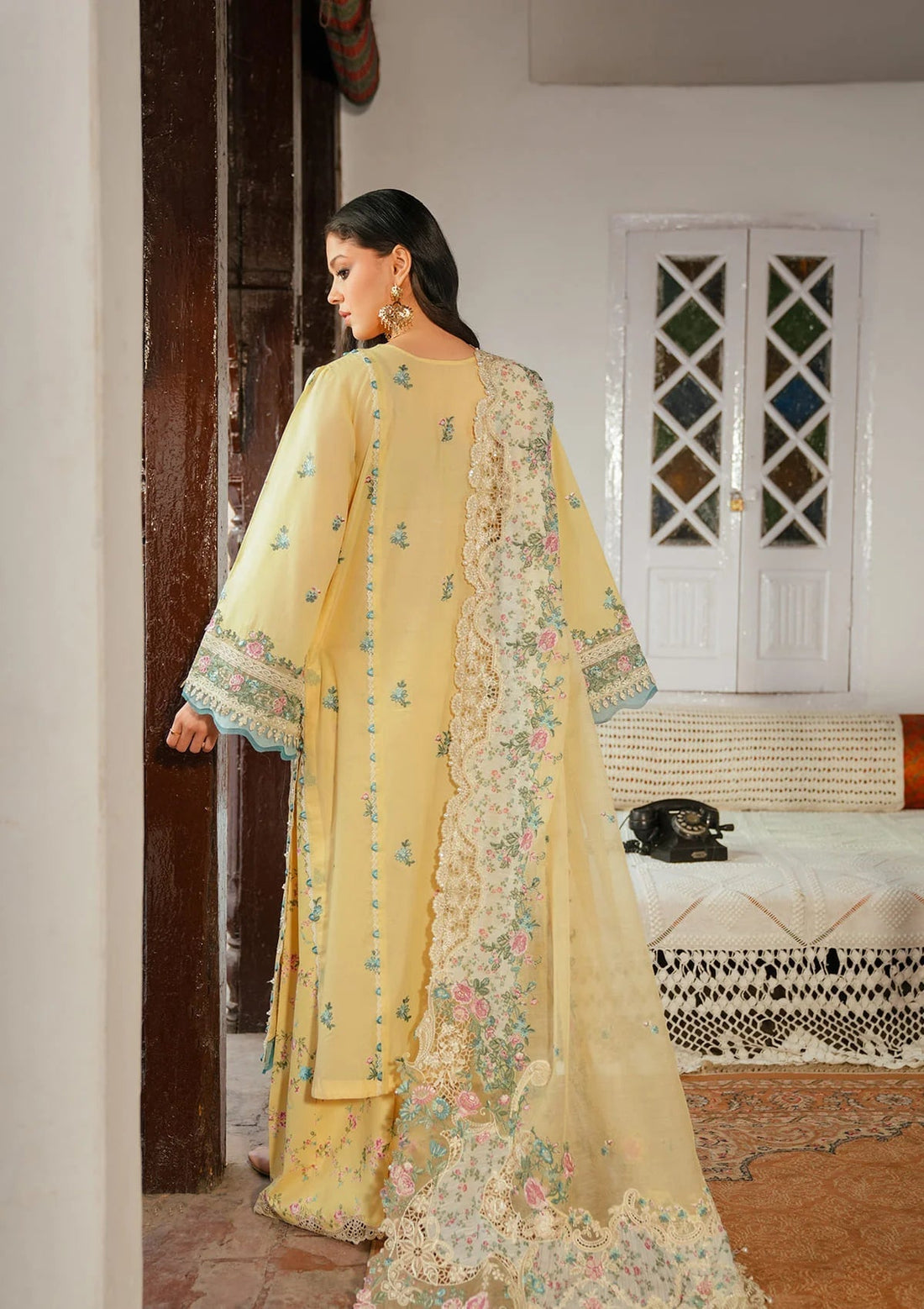 Kahf Premium | Ek Fasana Luxury Lawn 26 | KLB-2B MUSKAAN