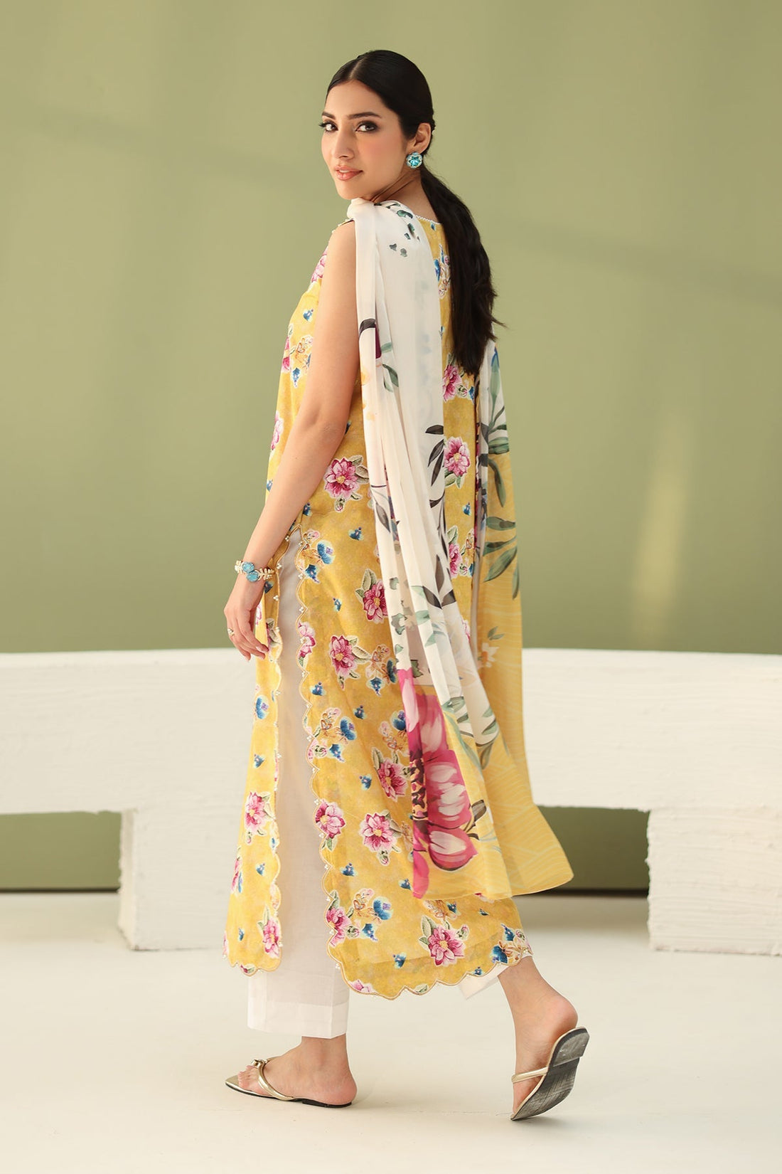 Baroque | Eid Printique | EMBROIDERED PRINTED LAWN UF-4182