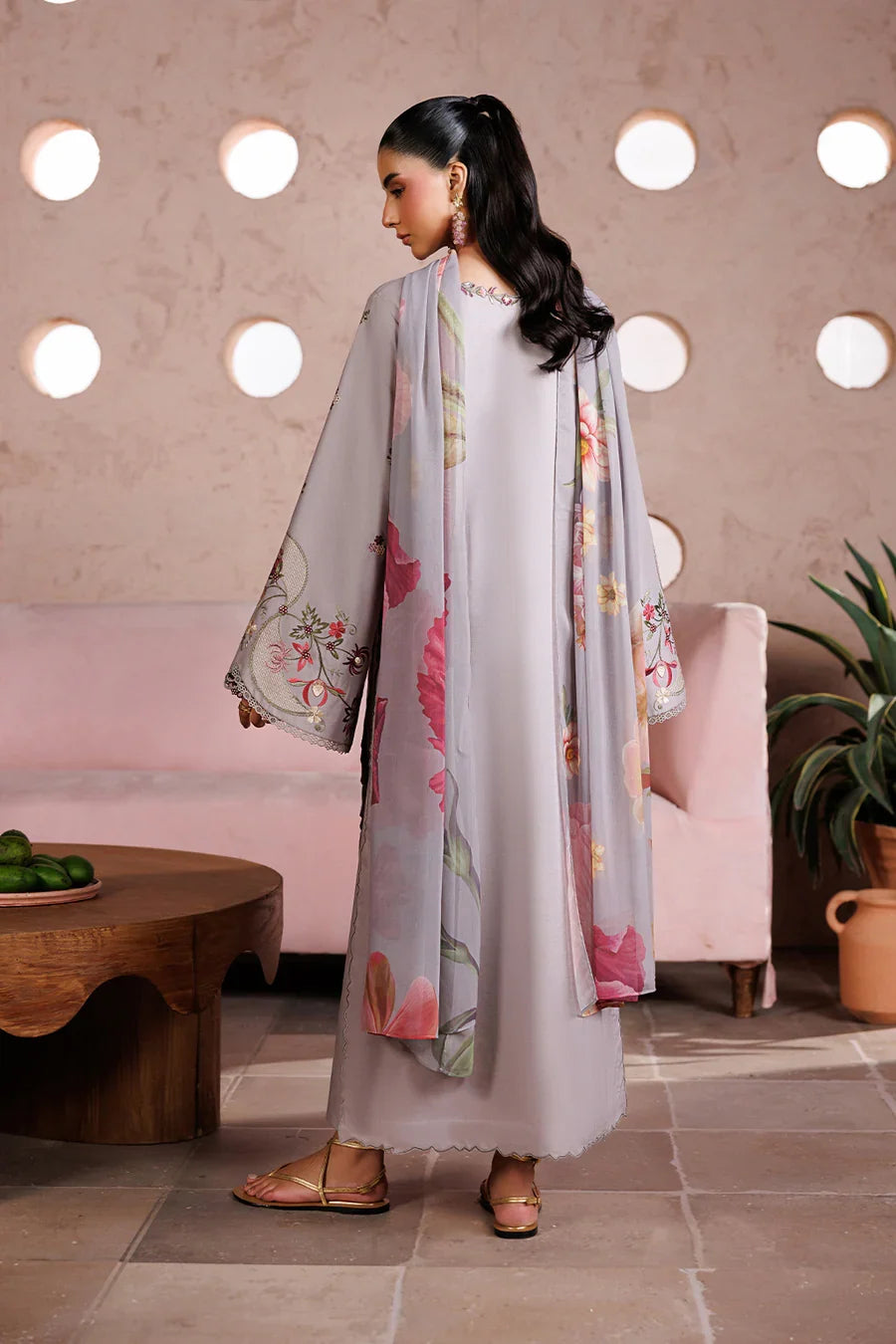 Iznik | Sunscape Lawn '26 | UE-699 Embroidered Lawn