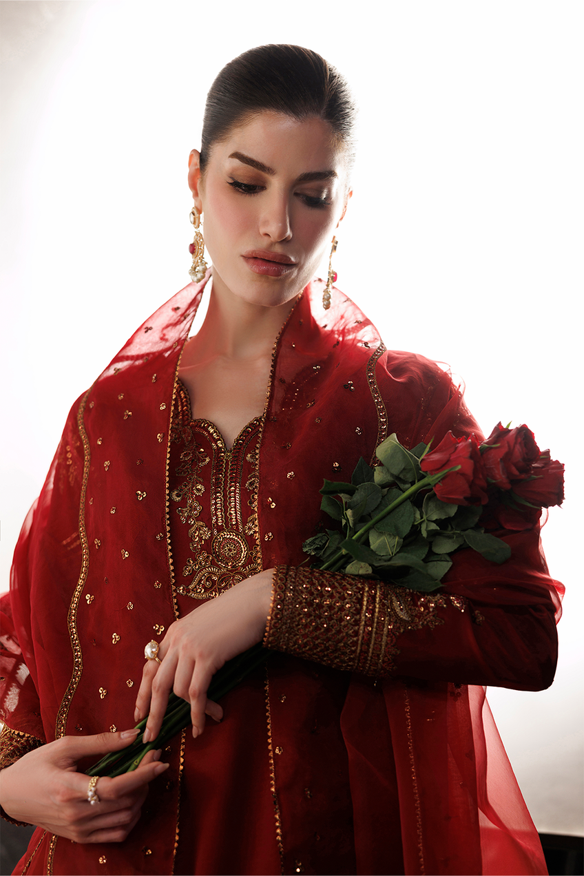 Iznik | Formals ‘26 | UE-734 Embroidered Ramen Silk