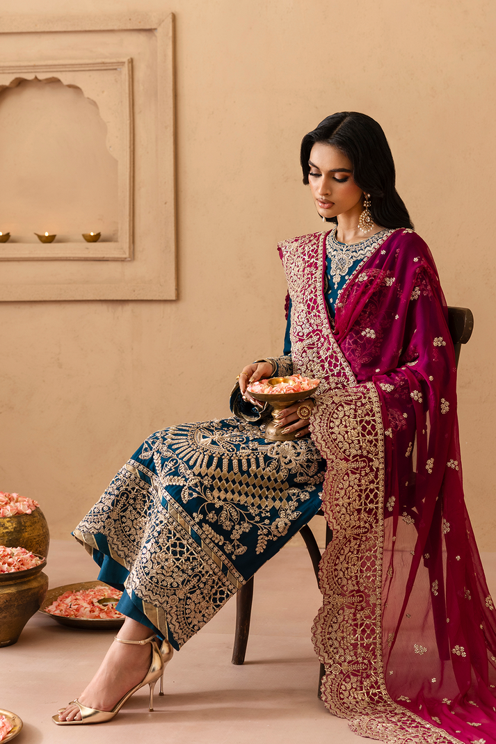 Emaan Adeel | Sheherzadi Formals 25 | KAVYA