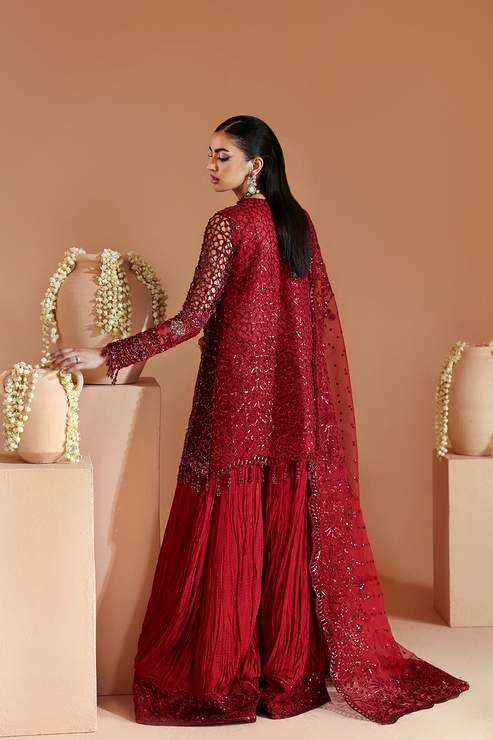 Emaan Adeel | Celestique Formals 25 | SCARLET