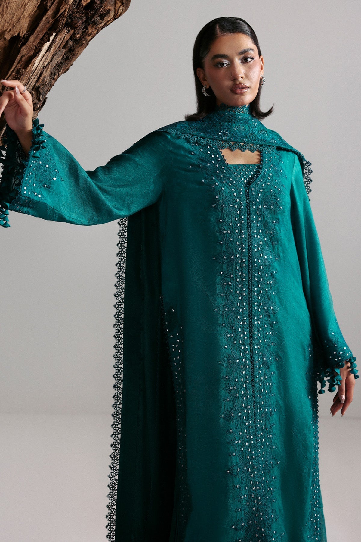 Afrozeh | Slate Ready to Wear | Valentena