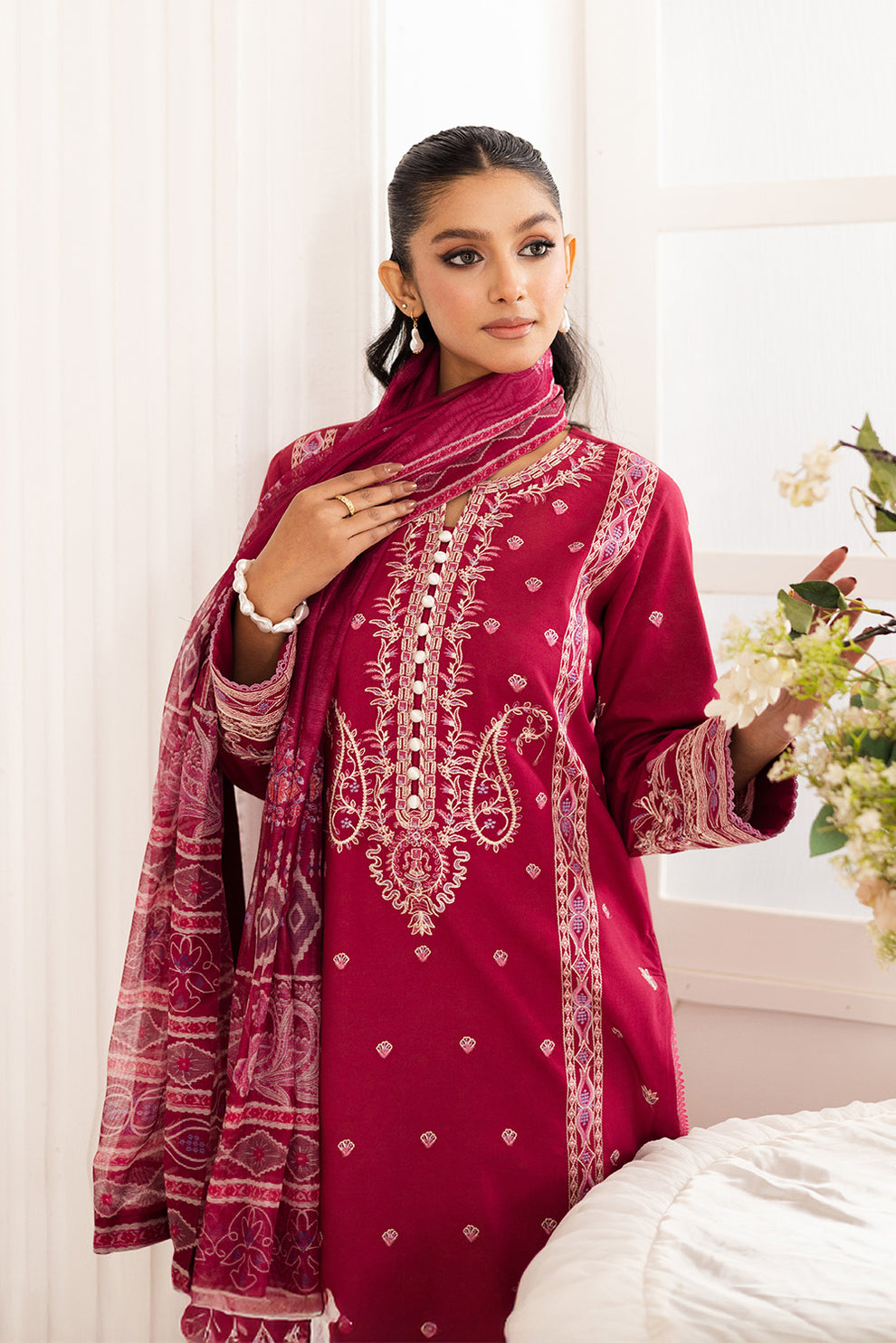 Maryum N Maria | Mira Luxury Lawn | NARGES - FS50108