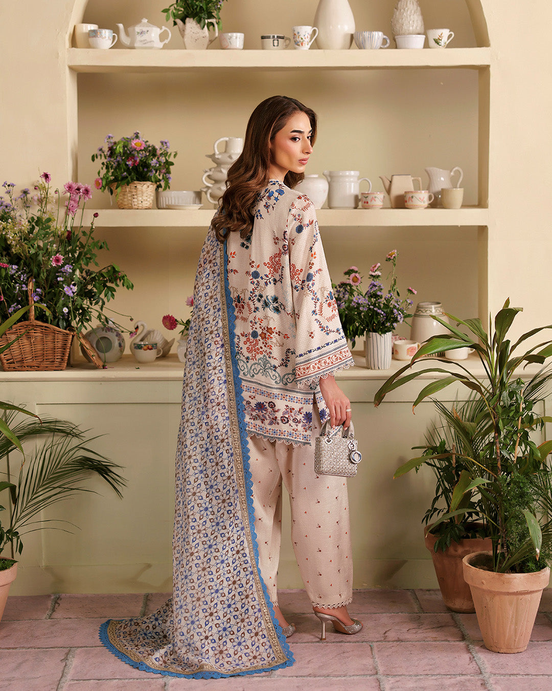 Faiza Saqlain | Serina Luxe | Jennet