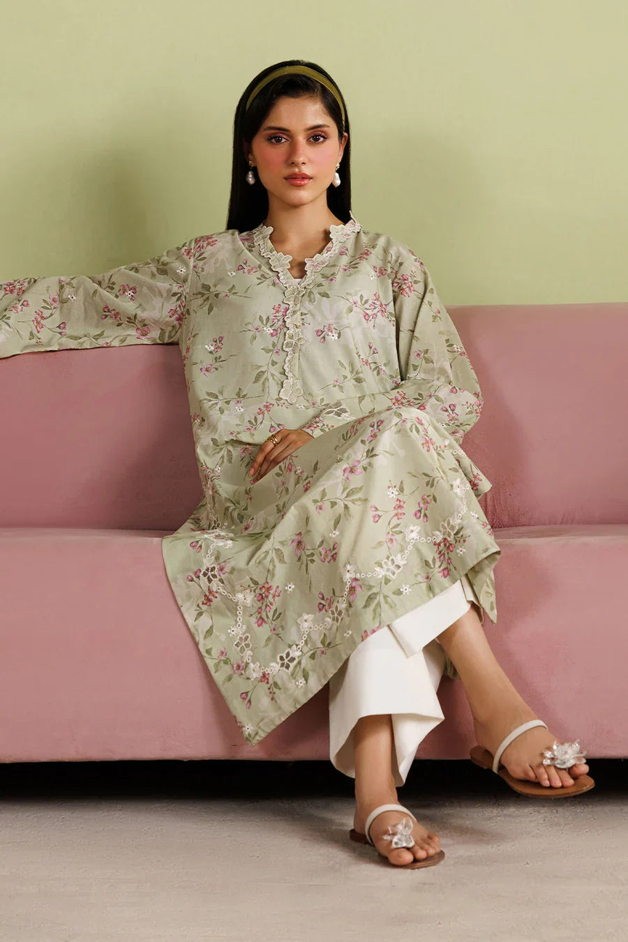 Iznik | Summer Pret | IP-368 Printed Lawn