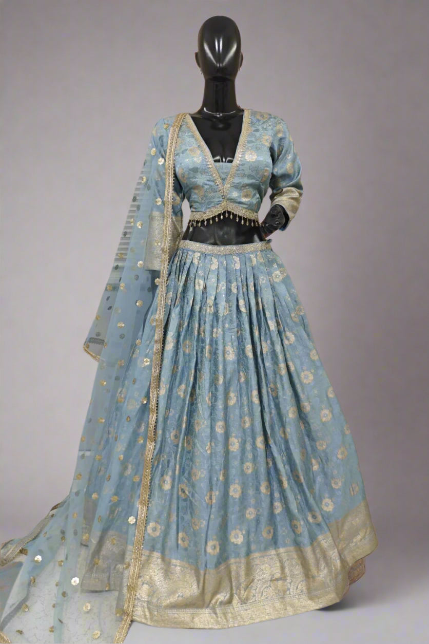 Super stunning lilac banarasi lehenga Secondary image