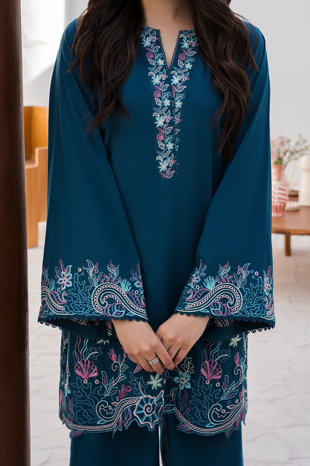 Azure | Chic Essentials | Aquamarine