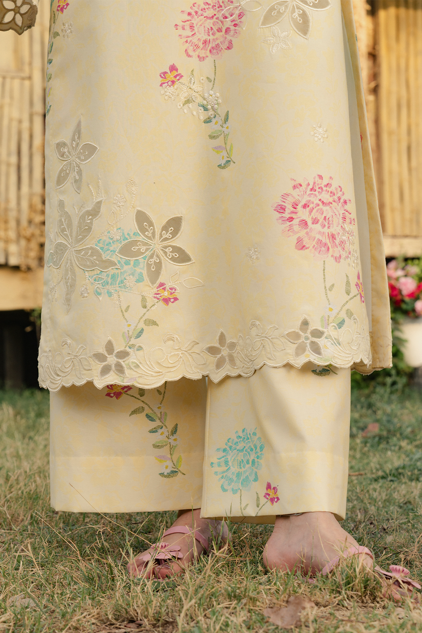 Iznik | Mid Summer Pret | IP-387 PRINTED LAWN