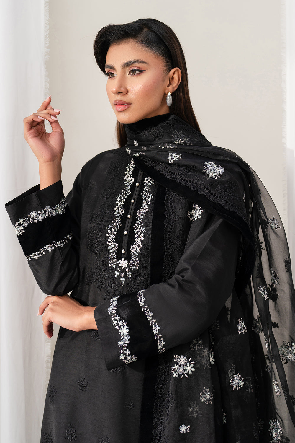 Baroque | Formals Collection | EMBROIDERED RAW SILK UF-4137