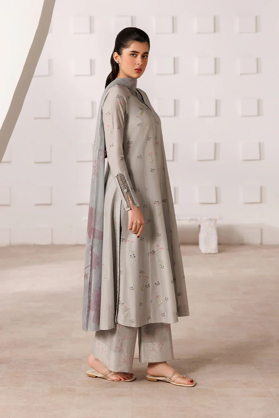 Iznik | Printed lawn vol II | UE-634 Printed Lawn