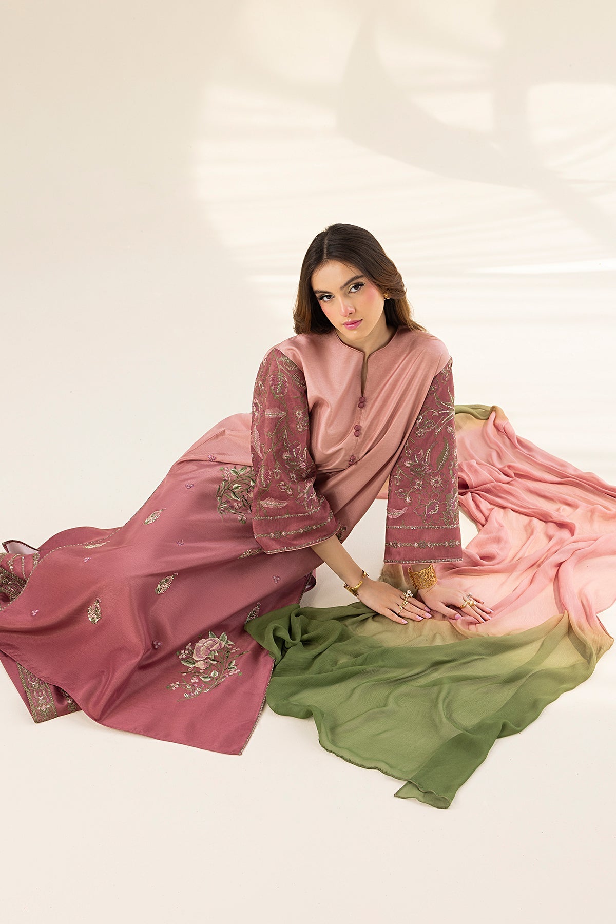 Erum Khan | Lillia Summer Edit | Vintage Rose