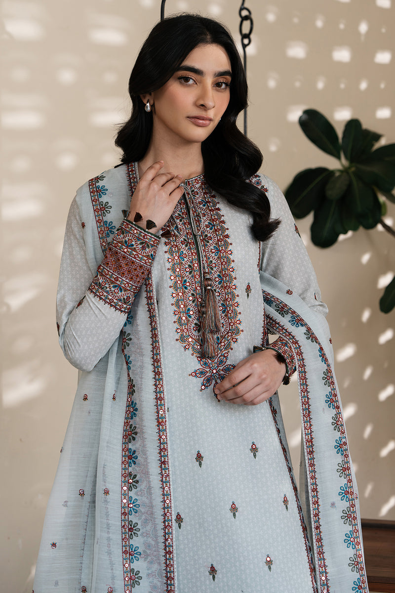 Jazmin | Summer Lawn 25 | USE-9107