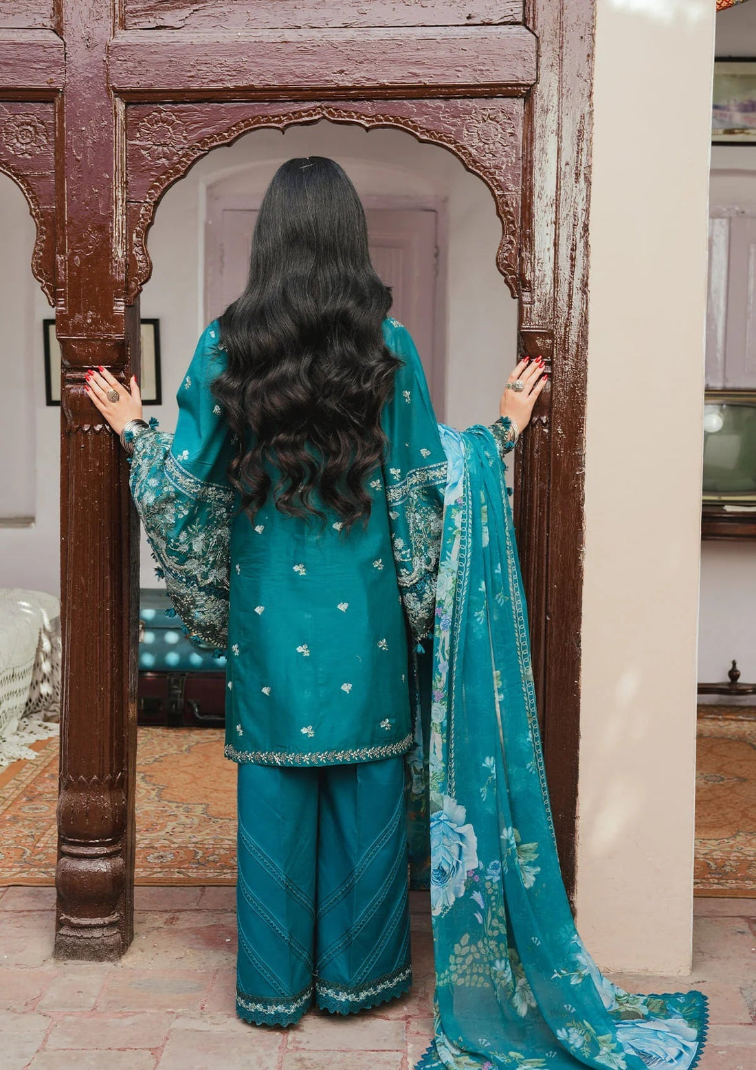 Kahf Premium | Ek Fasana Luxury Lawn 26 | KLB-5A MORNI