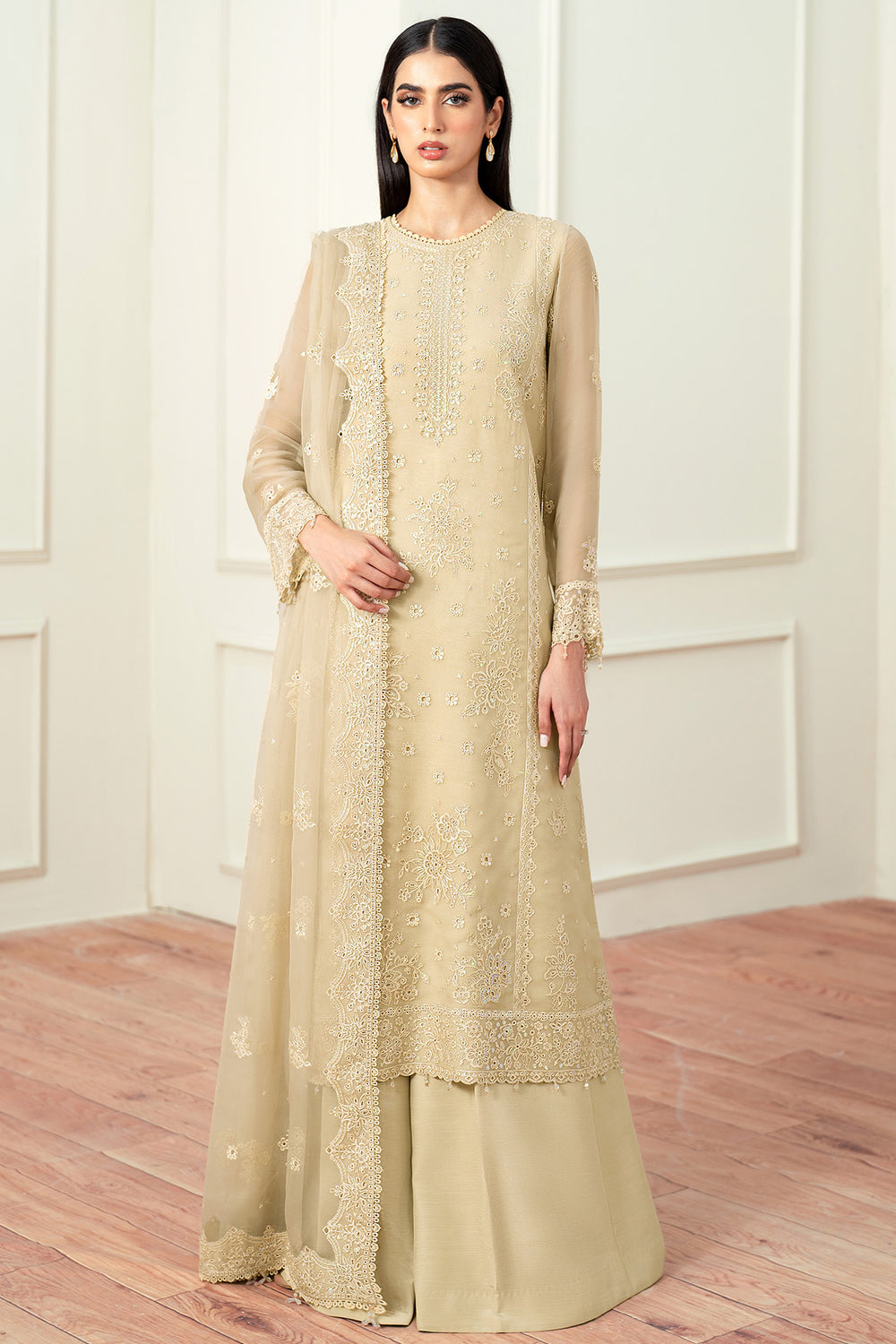 Farasha | Essence Formals 25 | Beige Dusk