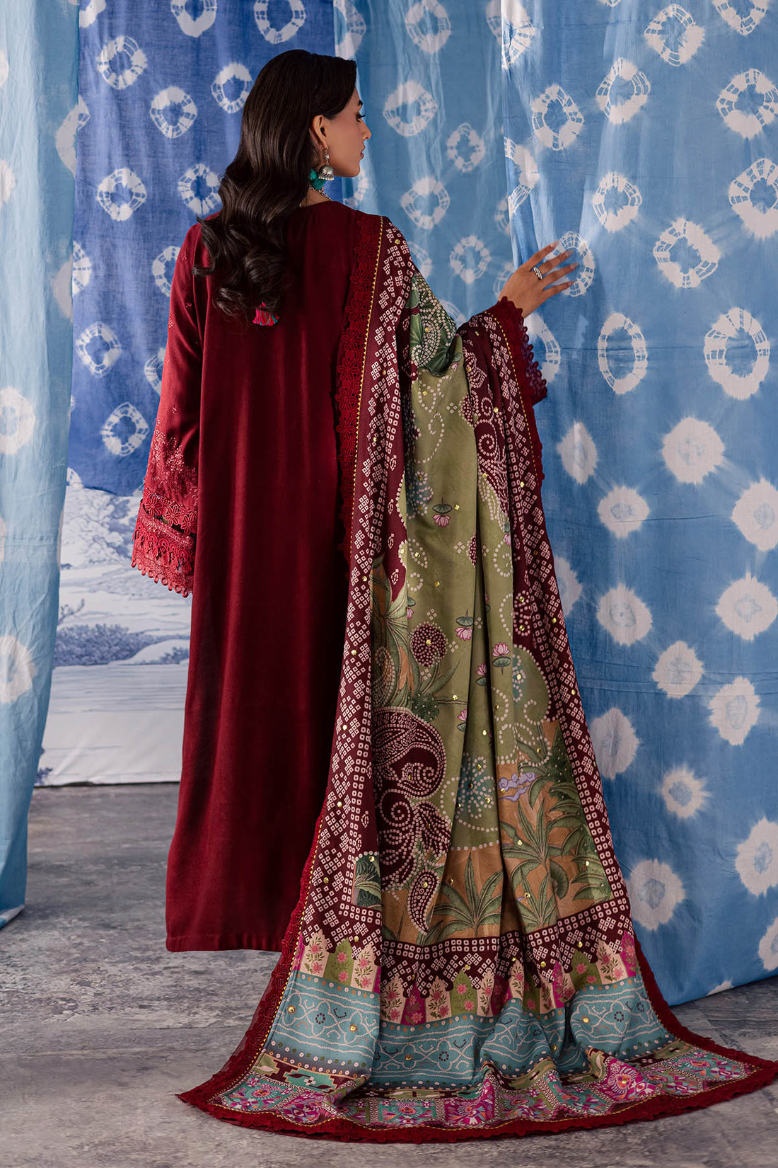 Nureh | Bazaar Luxe 25 | NE-204