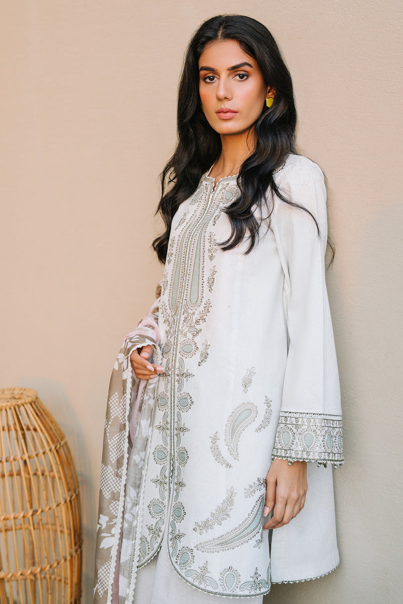 Jazmin | Summer Lawn 25 | USE-9142