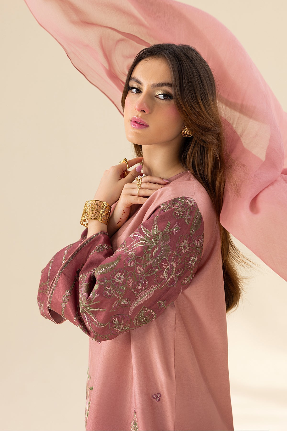 Erum Khan | Lillia Summer Edit | Vintage Rose