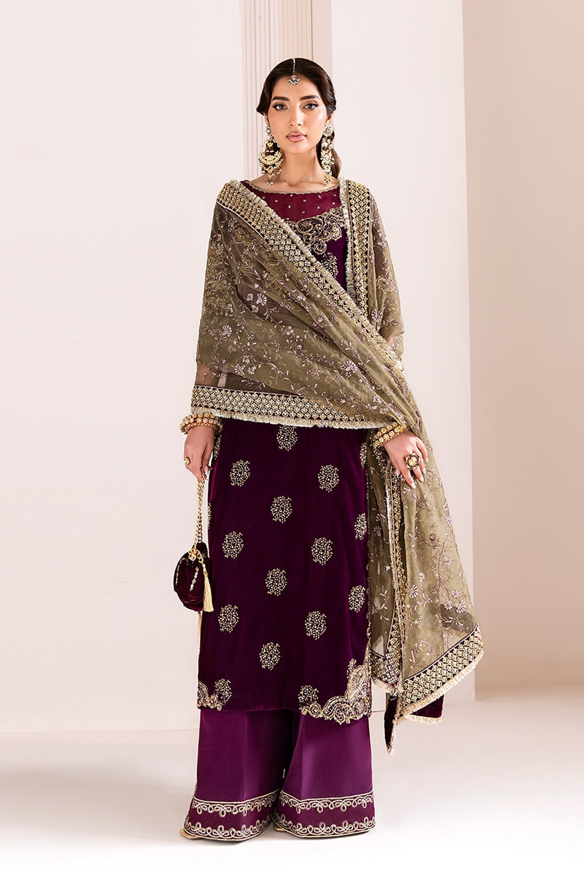 Alizeh | Makhmal Luxury Velvet Edit | Zarlish