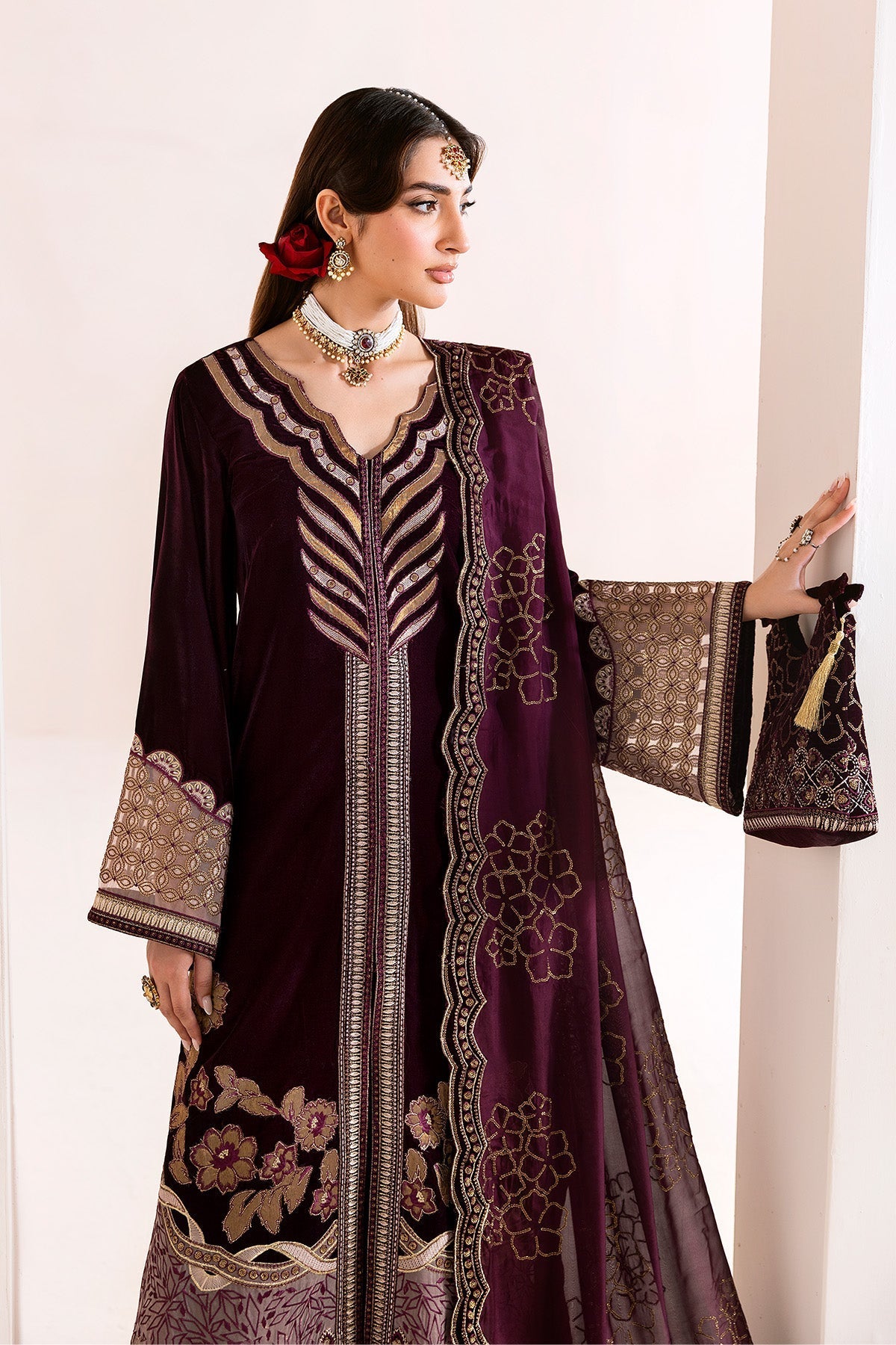 Alizeh | Makhmal Luxury Velvet Edit | Mehree