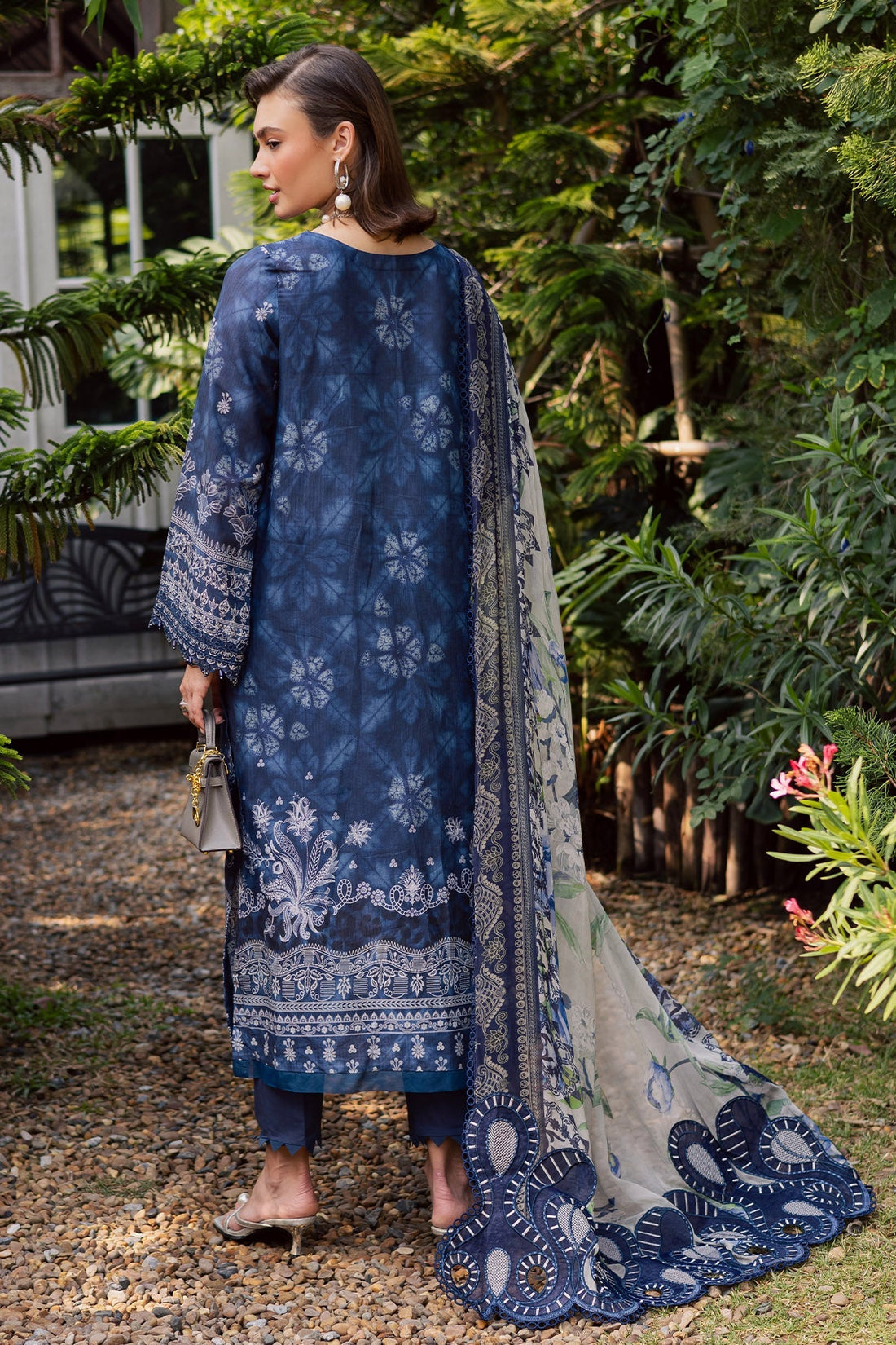 Nureh | Gardenia Lawn 26 | NSG-213