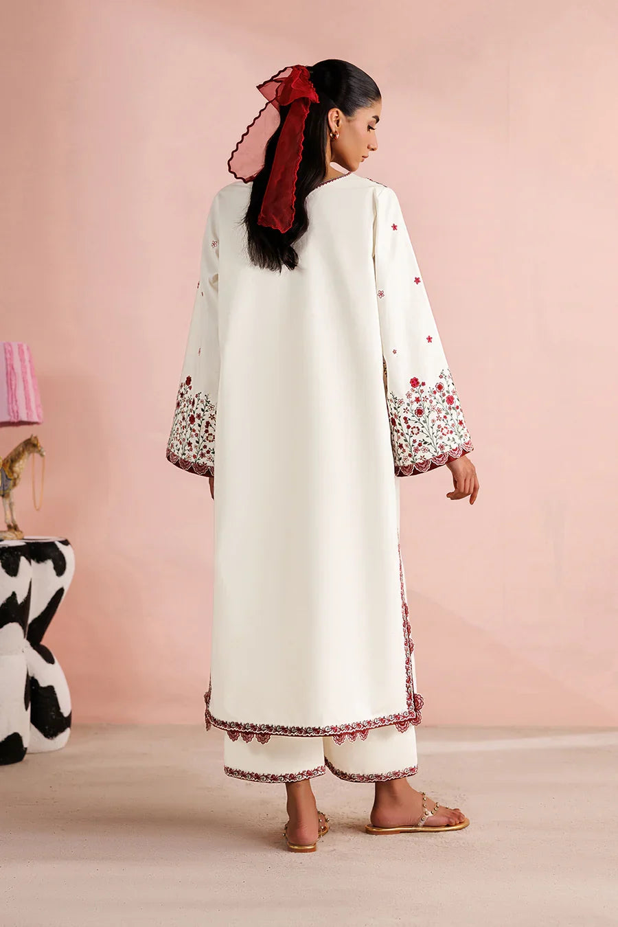 Iznik | Summer Pret | IP-355 Embroidered Lawn