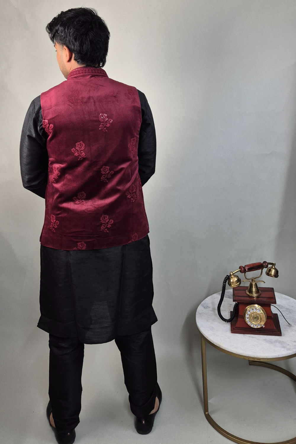 PLUM VELVET FLORAL PRINT WAIST COAT