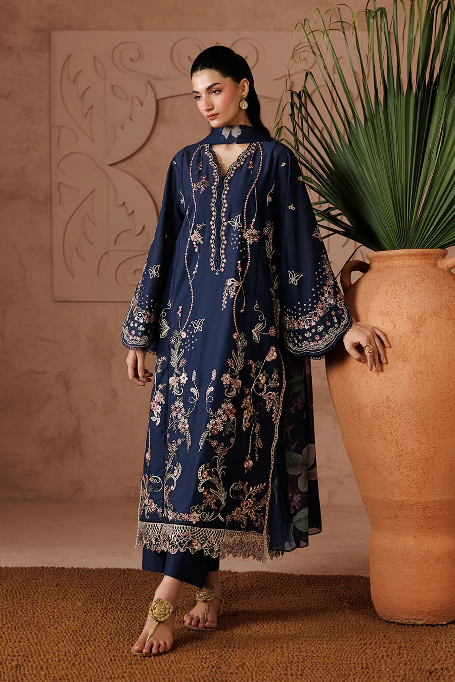 Iznik | Sunscape Lawn '26 | UE-694 Embroidered Lawn