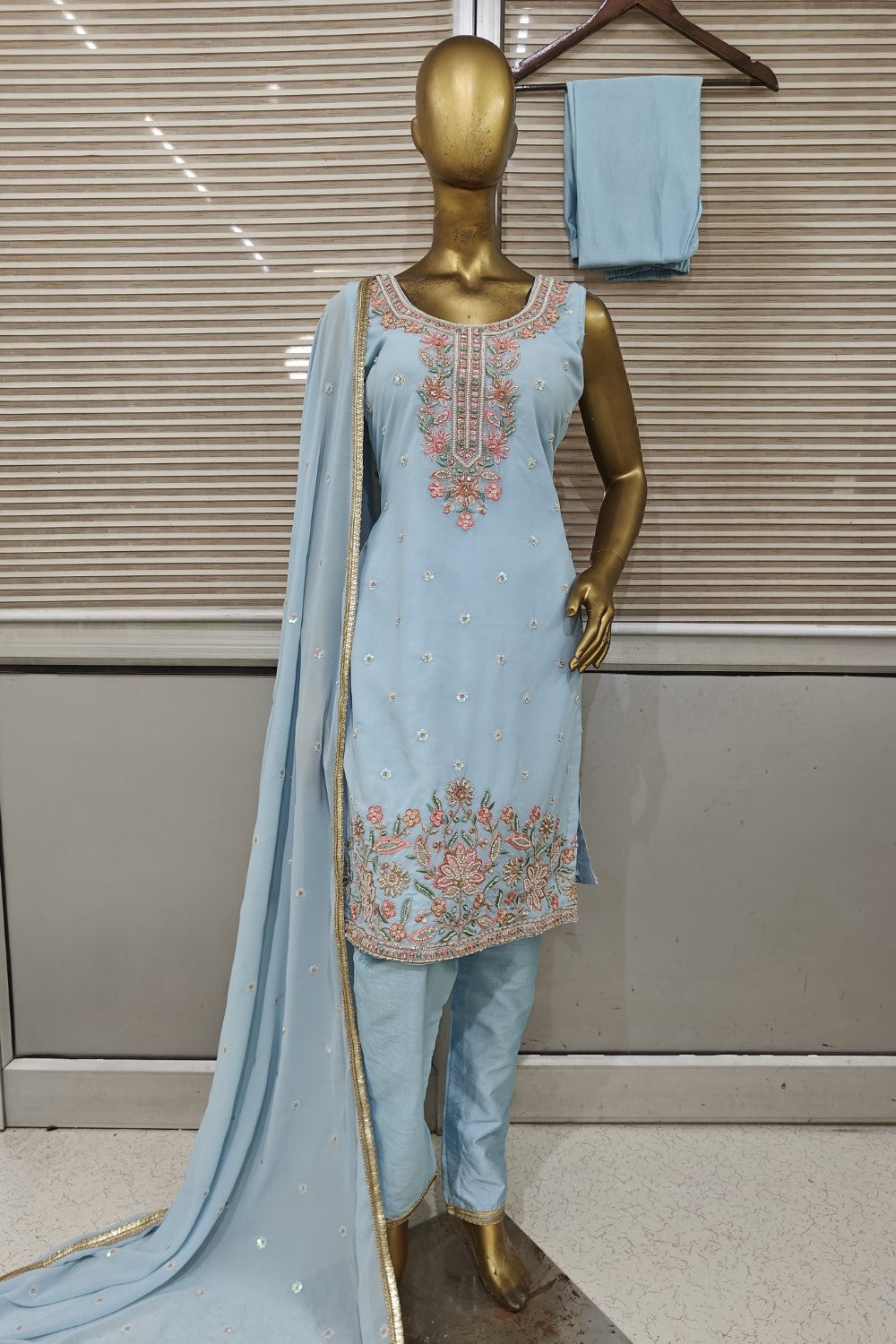 Simple suit salwar for your  upcoming event made in georgette Main image