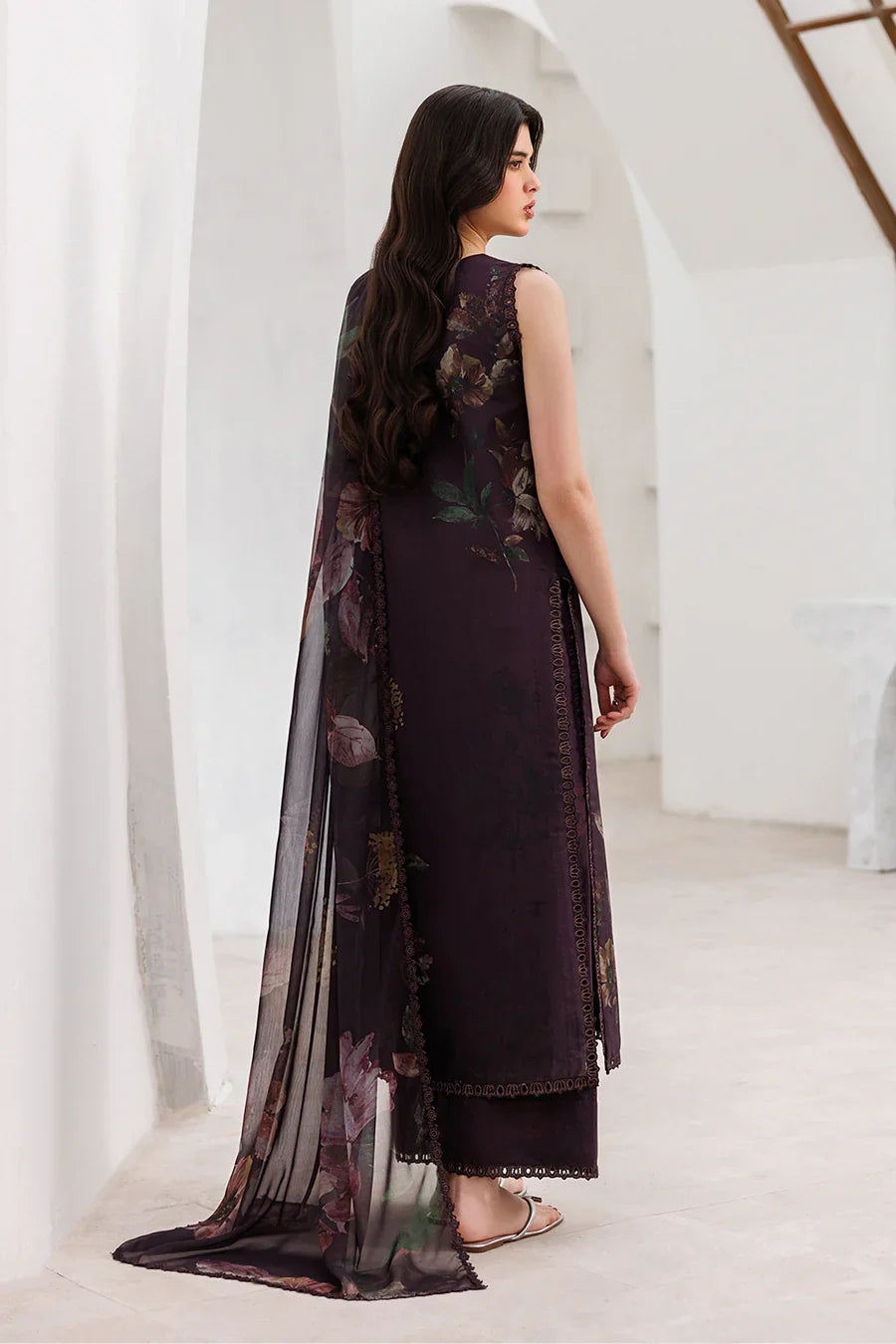 Iznik | Printed lawn vol II | UE-646 Printed Lawn