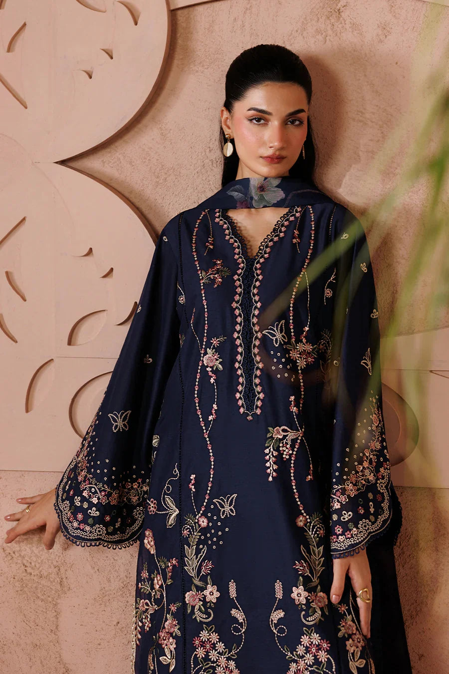 Iznik | Sunscape Lawn '26 | UE-694 Embroidered Lawn