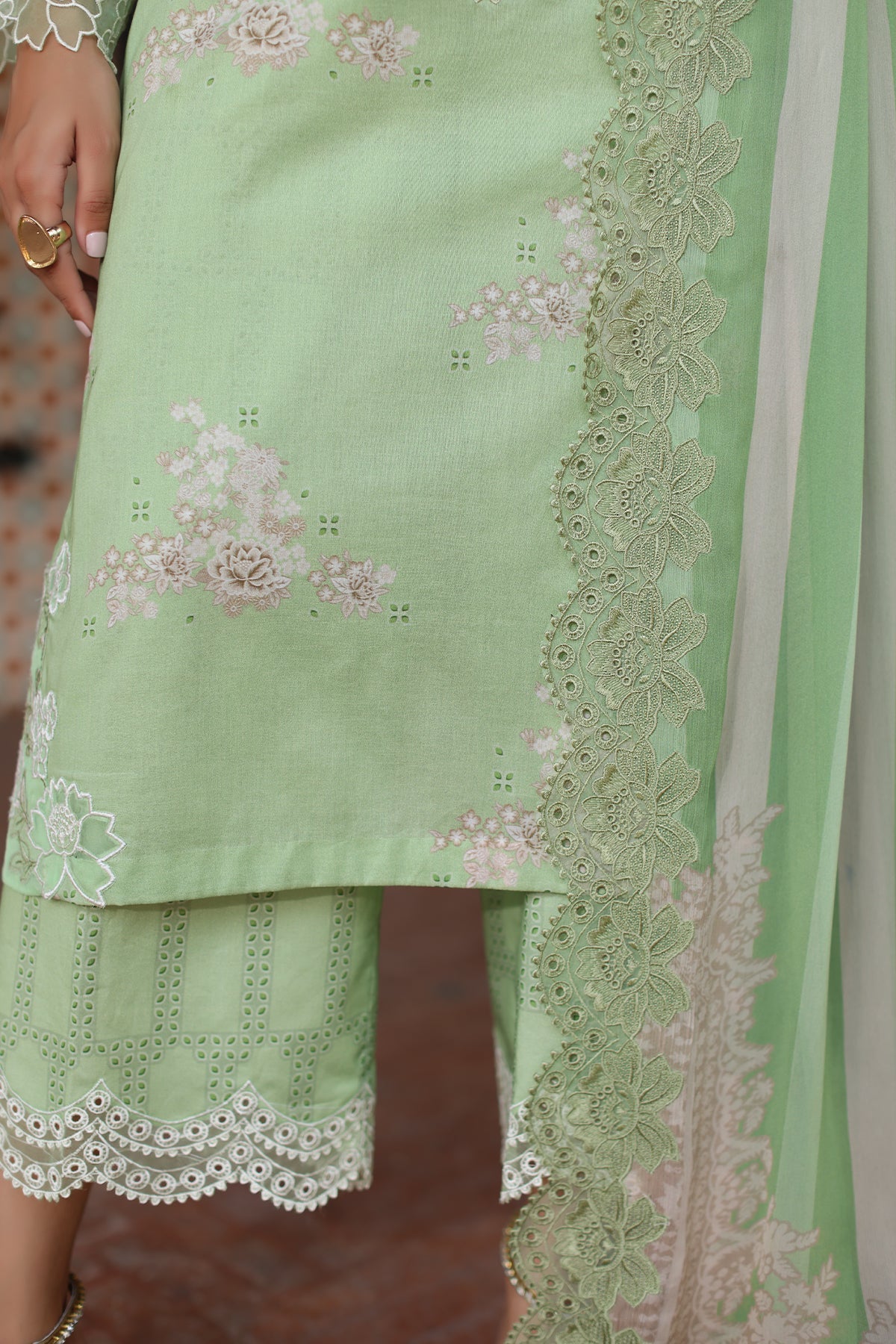 Charizma | Lawn Collection 24 | AS4-31