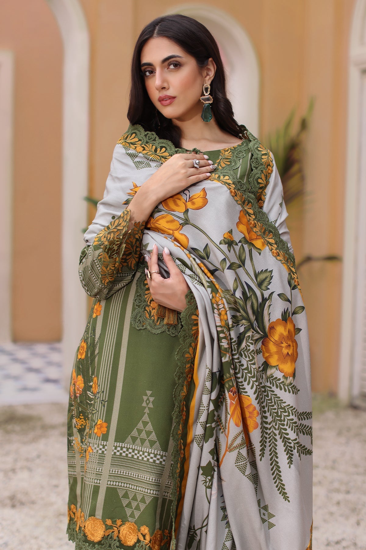 Charizma | Sheen Embroidered Linen Shawl | SHW4-07