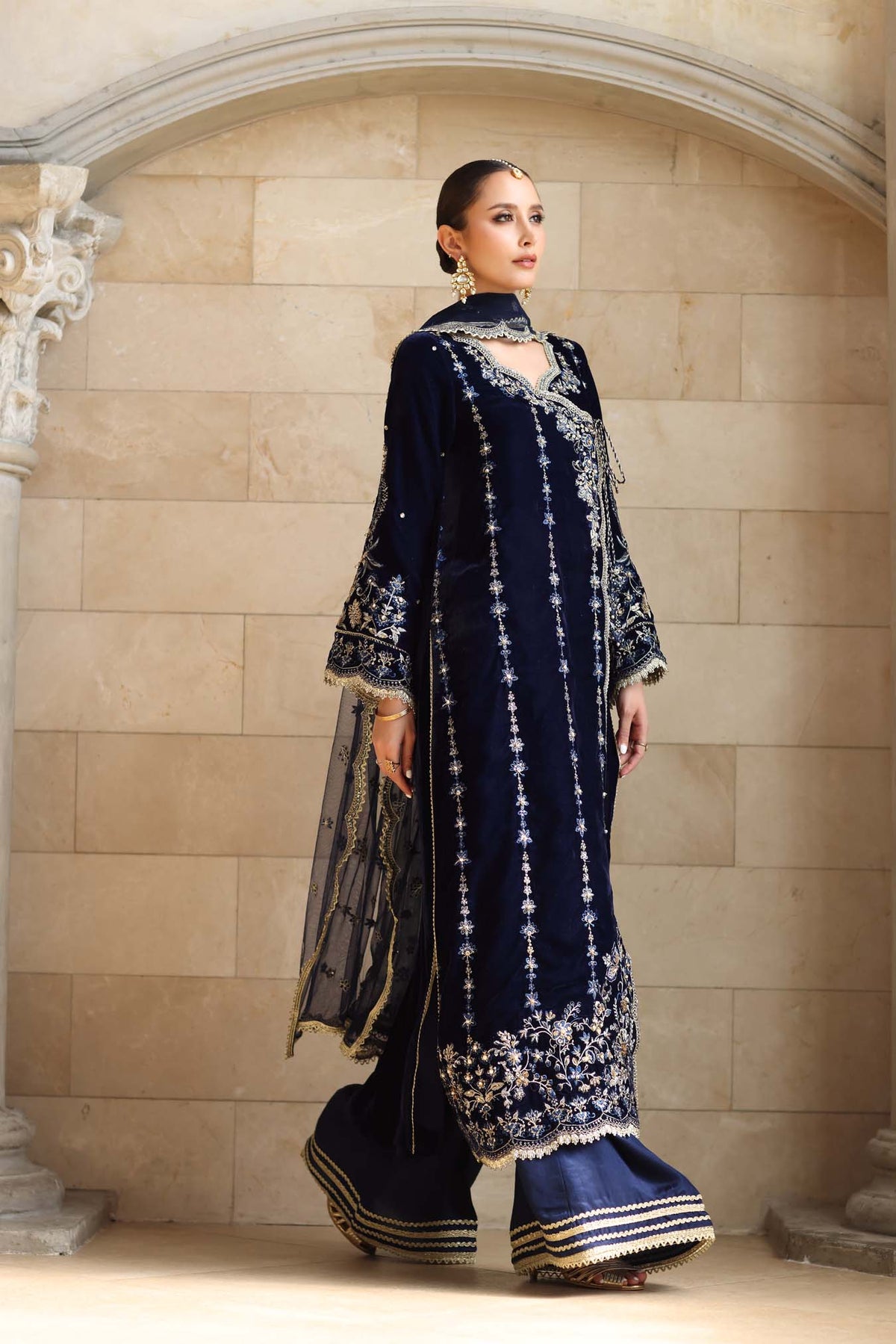 Noor by Saadia Asad | Handcrafted Velvet 25 | Falak