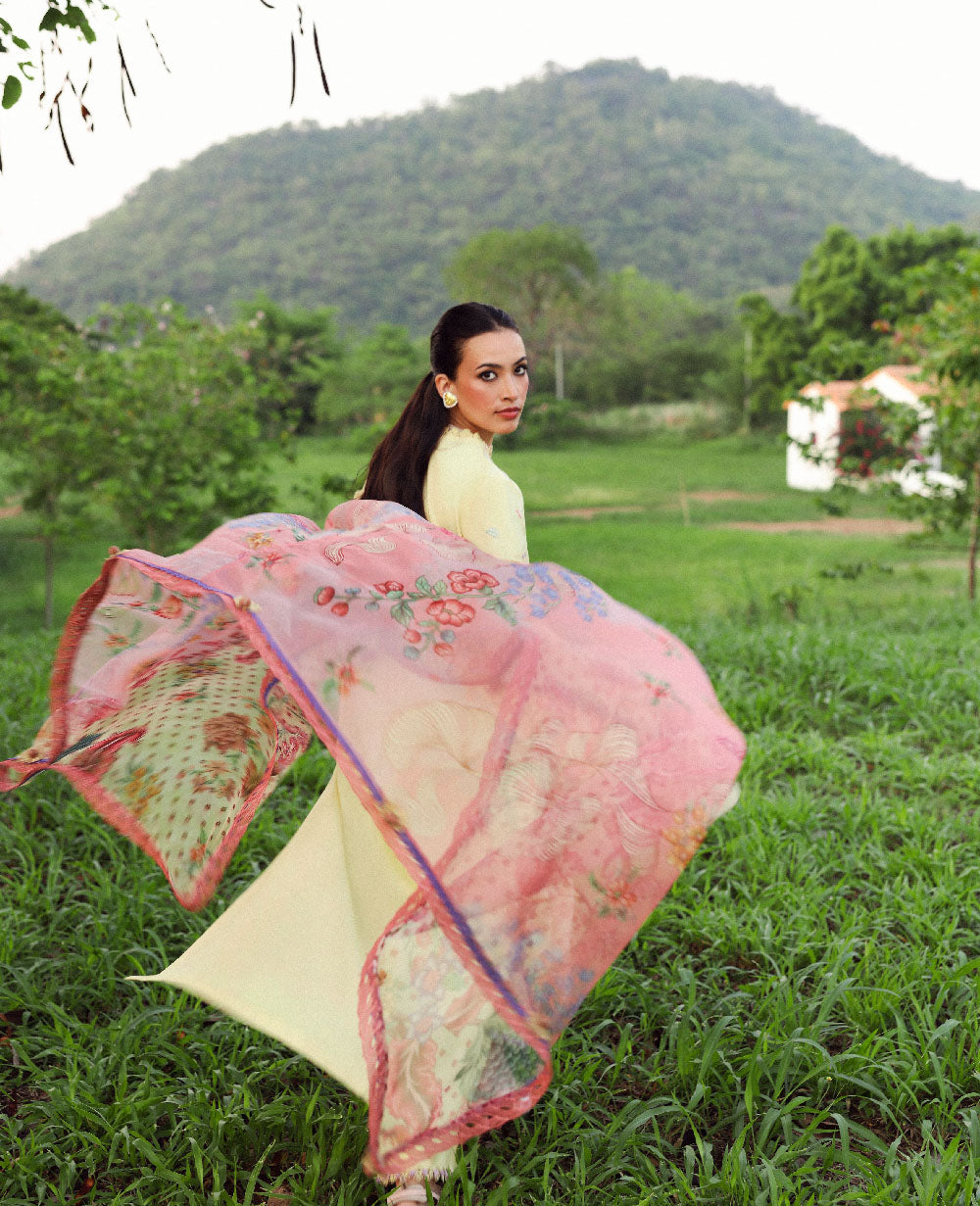 Republic Womenswear | Lilas Lawn 26 | Amris