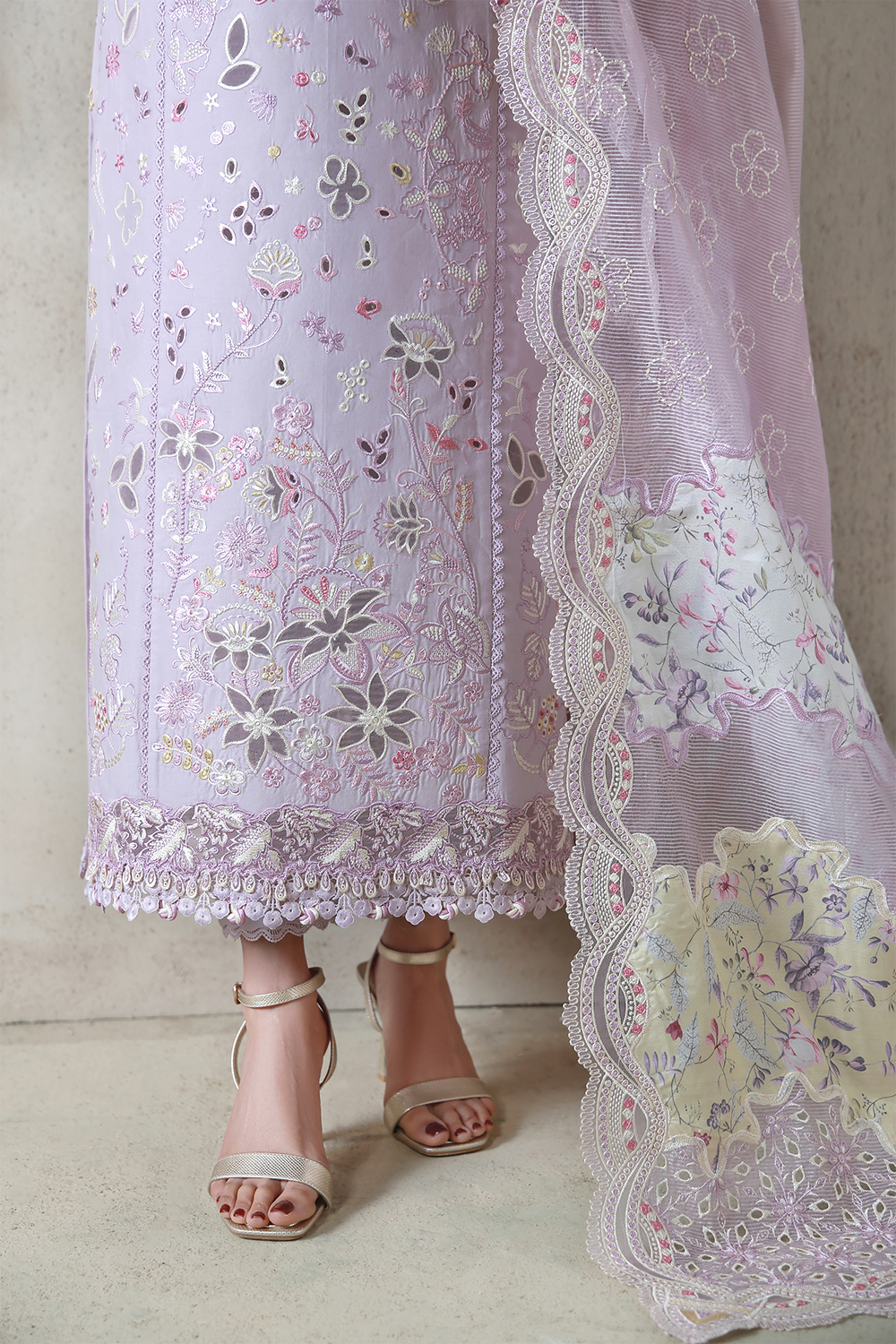 Aabyaan | Saagar Luxury Festive Lawn 26 | RANIA (AL-01)