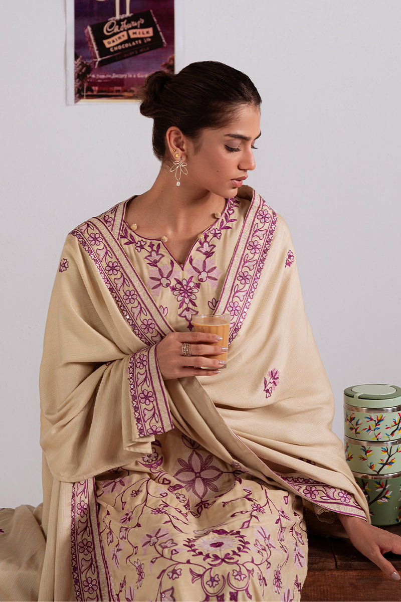 Cross Stitch | Khaddar Linen 25 | FAWN RADIANCE