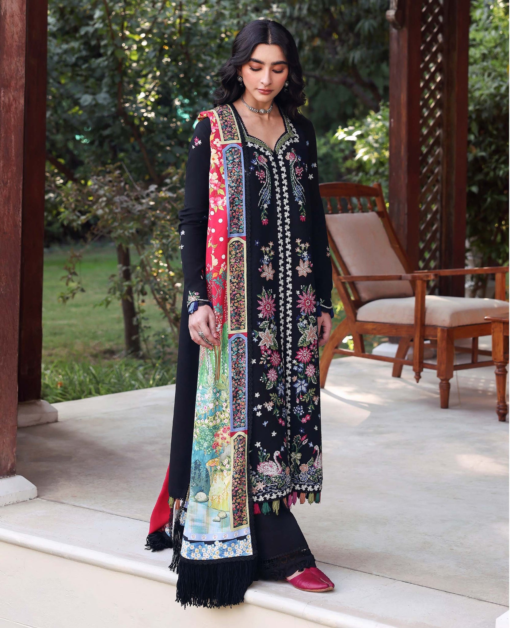 Republic Womenswear | Amaris Luxury Shawl 25 | Aveline