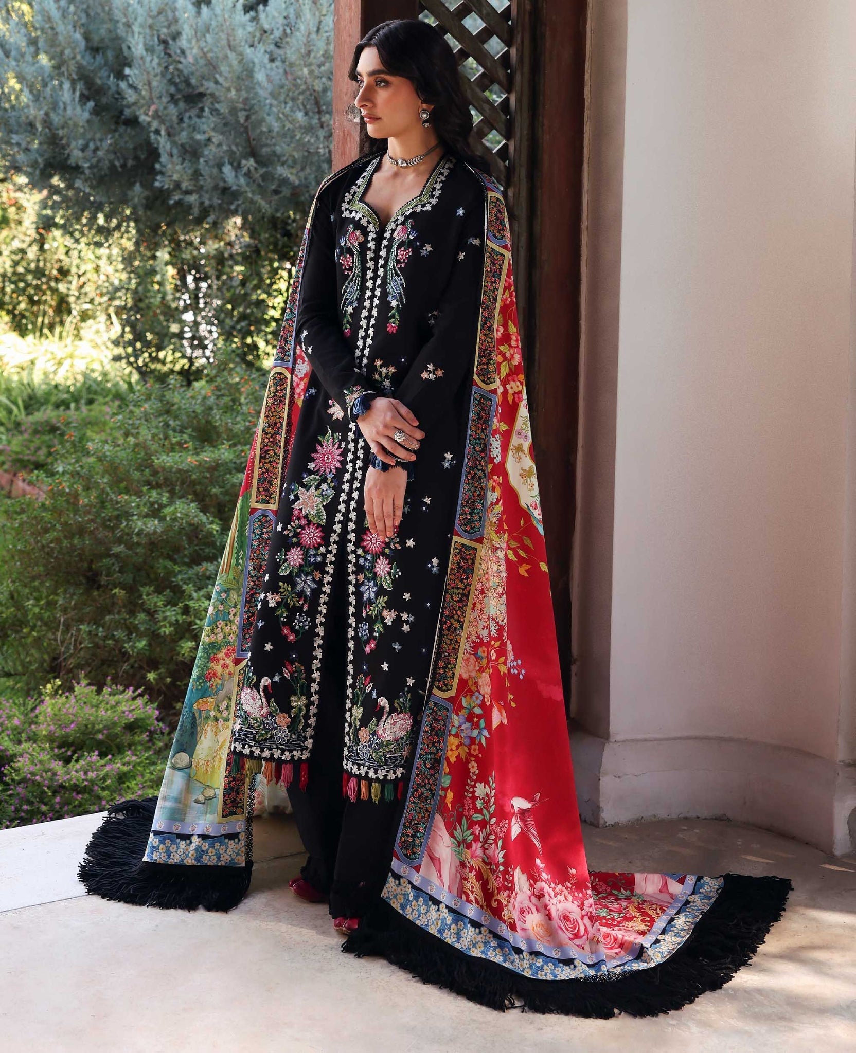 Republic Womenswear | Amaris Luxury Shawl 25 | Aveline