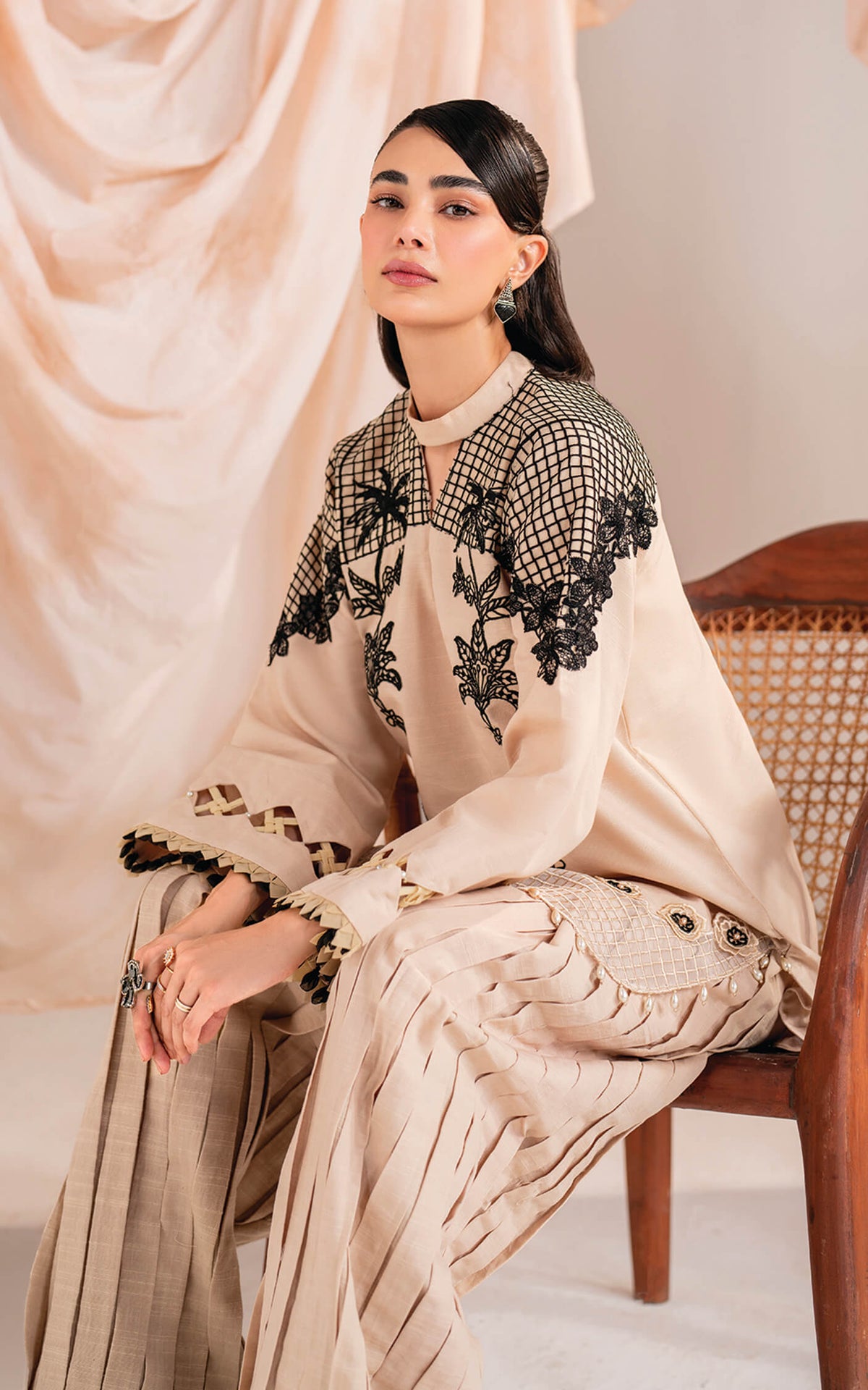 Asifa and Nabeel | Winter Meraki 24 | Cascade-MW-13