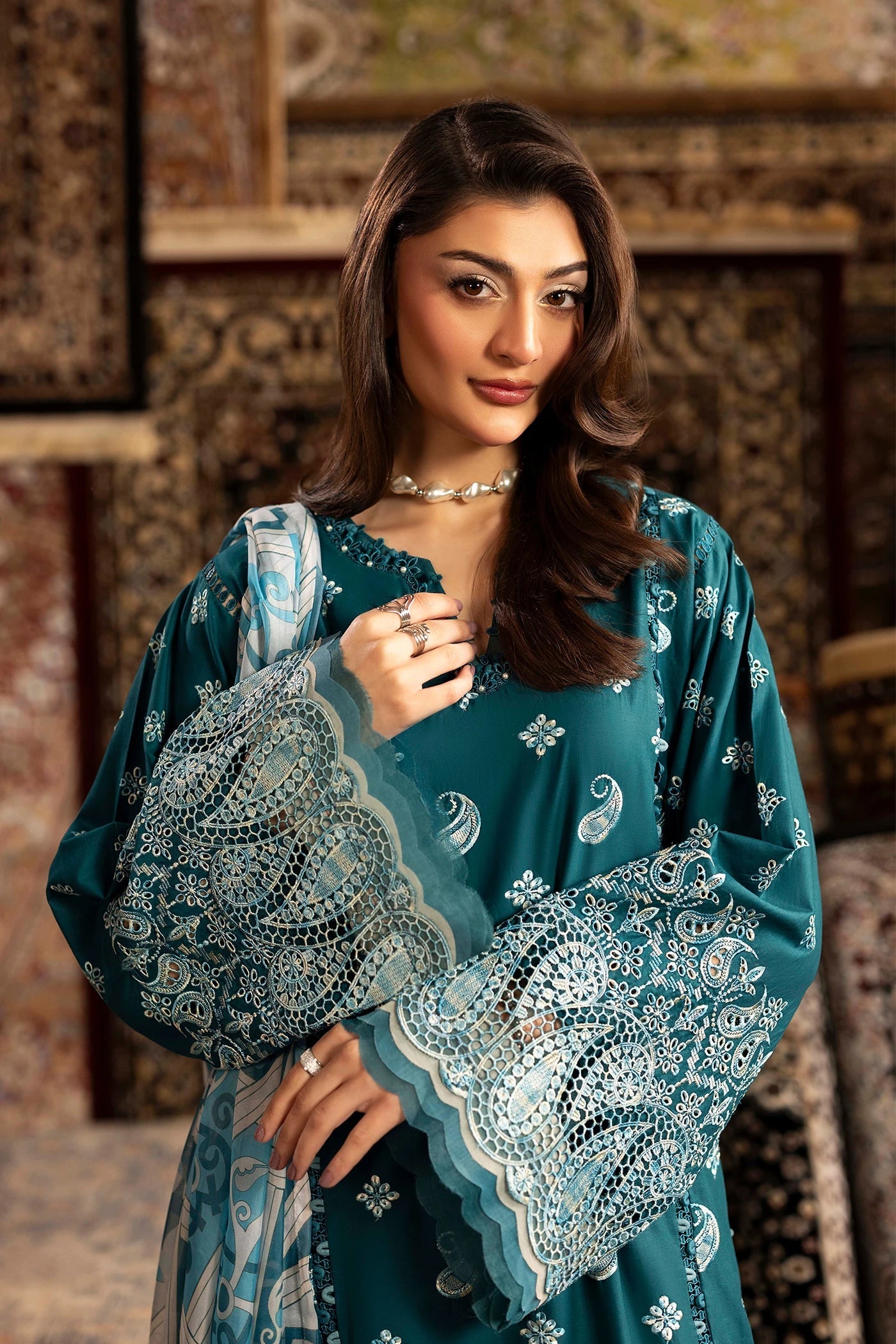 Adans Libas | Adans Chenille | CHENILLE 1691