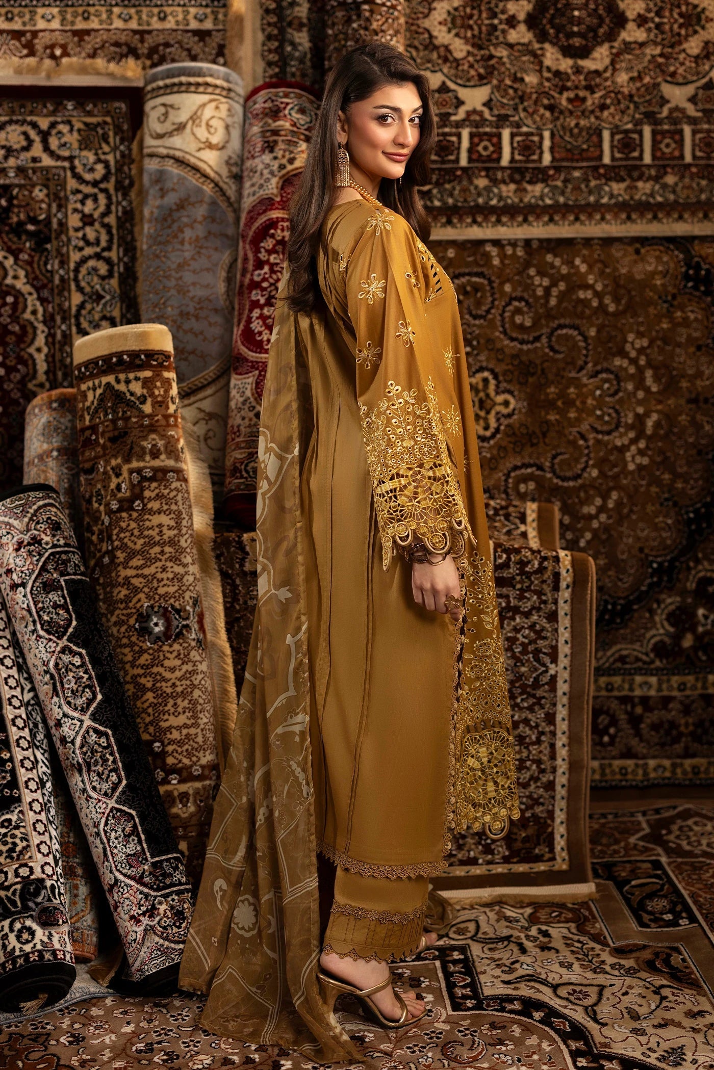 Adans Libas | Adans Chenille | CHENILLE 1692