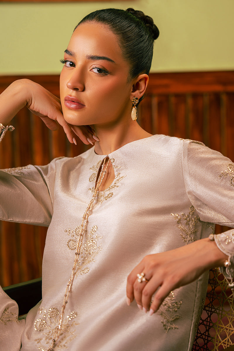 Cross Stitch | Luxe Atelier 24 | MISTY DOVE