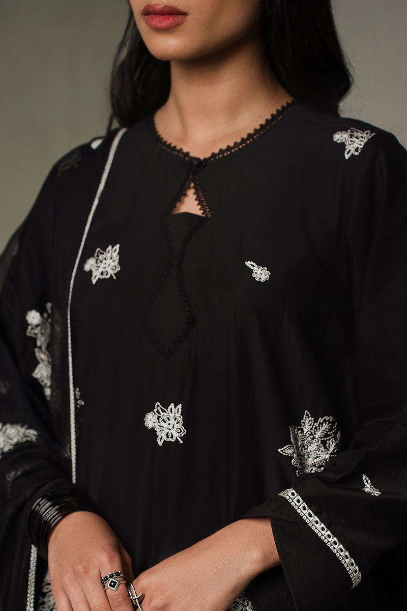 Cross Stitch | Eid Collection | MONOCHROMATIC