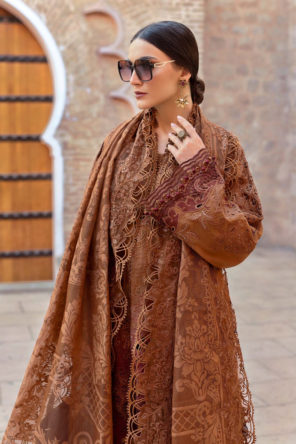 Maria B | Luxury Lawn 25 | D-2501-B