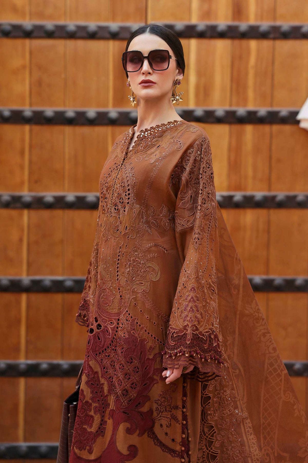 Maria B | Luxury Lawn 25 | D-2501-B