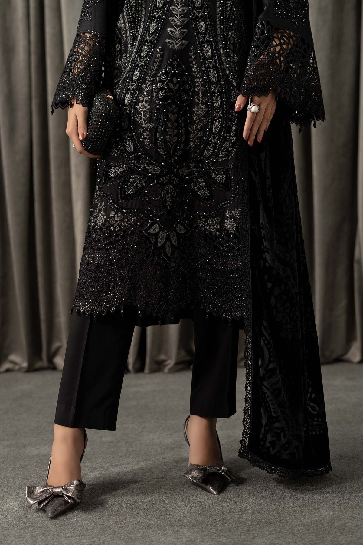 Maria B | Winter Luxe Pret 25 | WLS-1307-Black