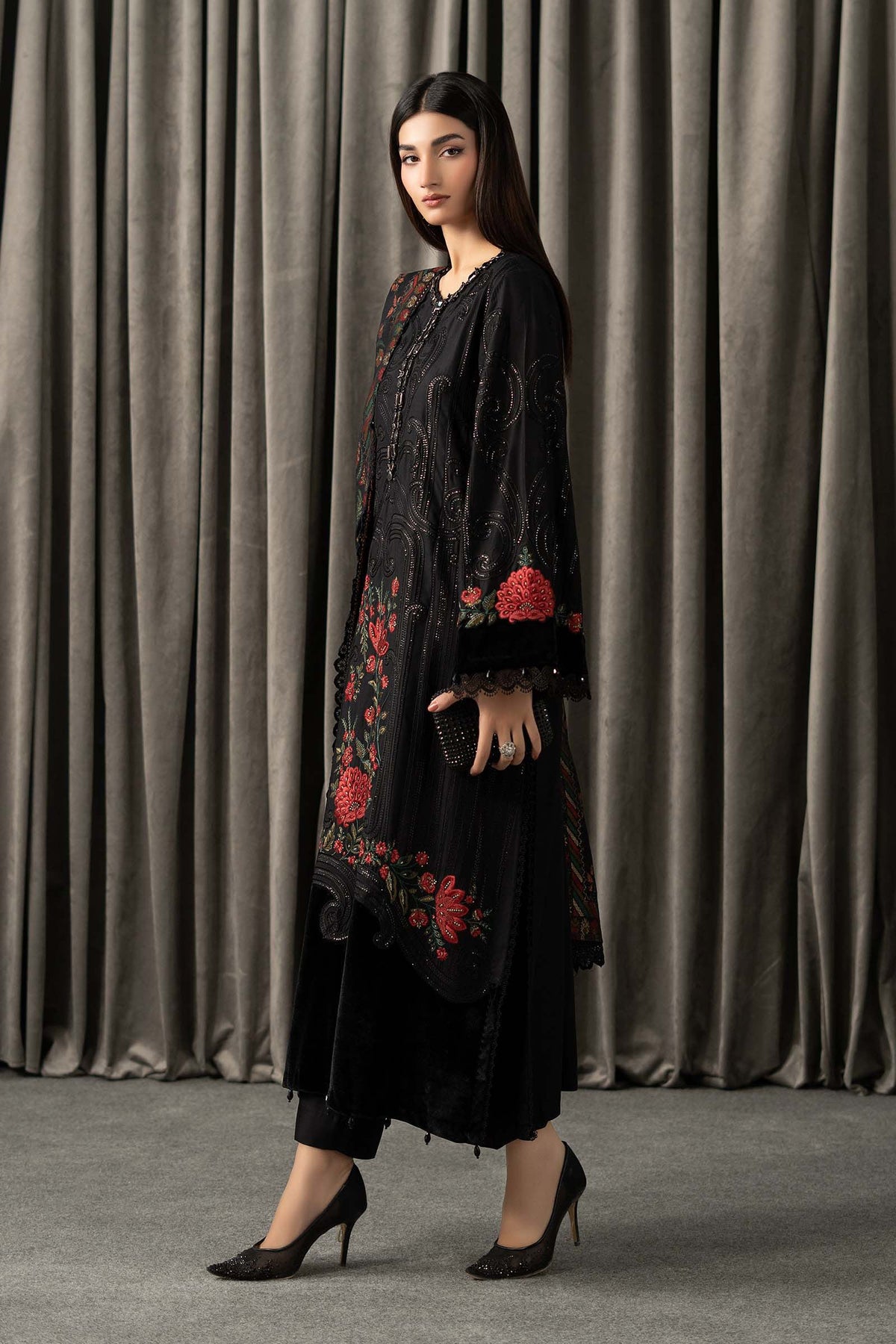 Maria B | Winter Luxe Pret 25 | WLS-1309-Black