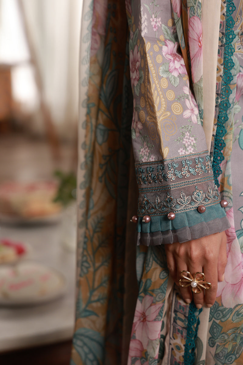 Gulaal | Delia Lawn | Orra